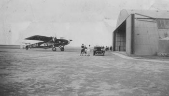 Arrival of first Vickers Viastra at Forrest March 1931